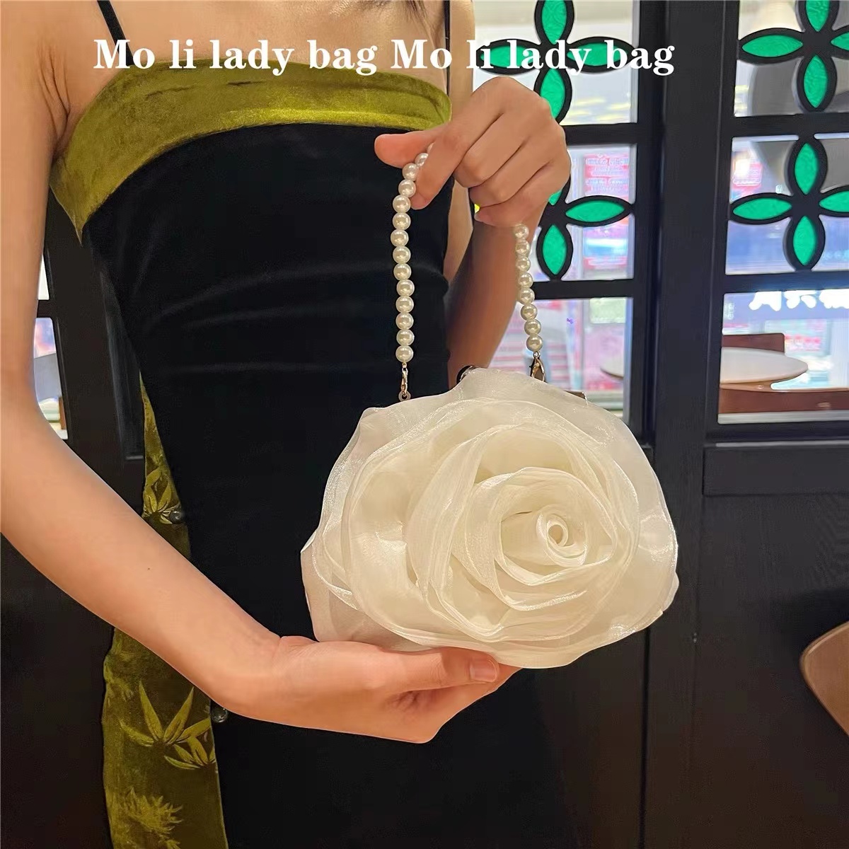 Interior Design Elegant - 女性のためのサテンの花柄のハンドバッグ,エレガントなイブニングバッグ,結婚式,真珠,ショルダーストラップ