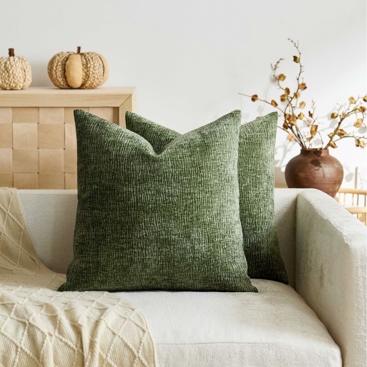 テクスチャードプリーツシェニールスローピローカバー ナチュラ - Textured Throw Natural のレビューと価格