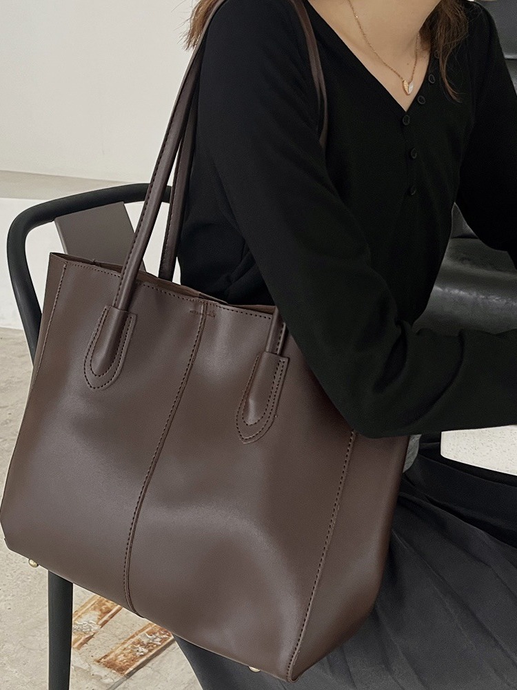 女性のための革のトートバッグ,良質,シンプル,大容量,正方形 - Interior Design Elegant のレビューと価格