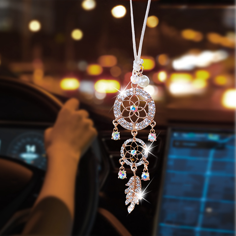 ダイヤモンドがちりばめられた花の形のドリームキャッチャーカー - Interior Design Texture のレビューと価格